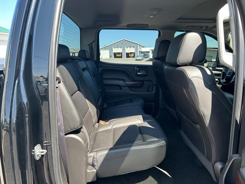 GMC Sierra 2500HD SLT Crew Cab 4WD 2017