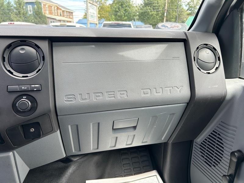 Ford F-250 SD XL Reg. Cab 4WD 2012