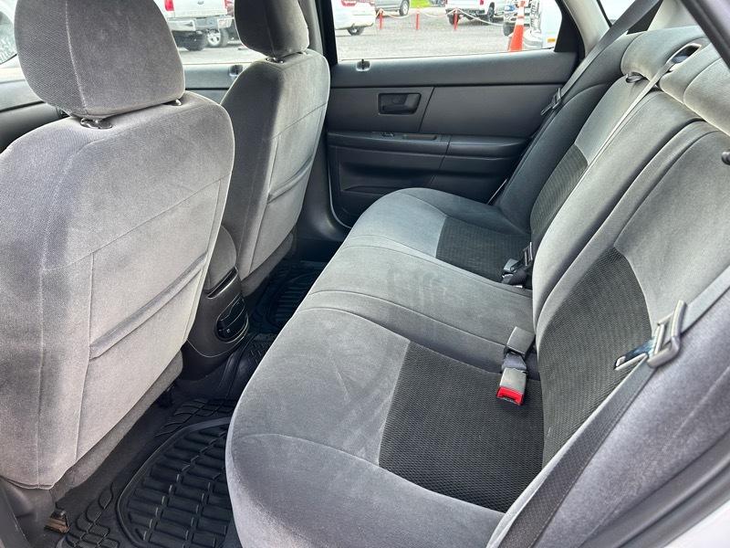 Ford Taurus SEL 2005