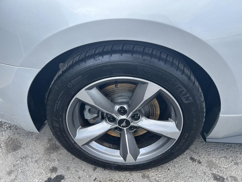 Ford Mustang GT Coupe 2017