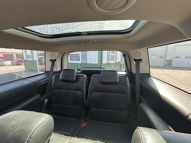 Ford Flex SEL FWD 2011