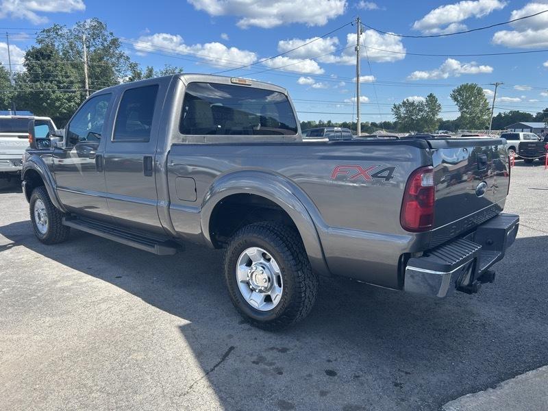 Ford F-250 SD XLT Crew Cab Long Bed 4WD 2012