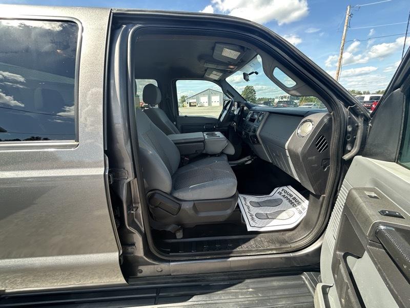 Ford F-250 SD XLT Crew Cab Long Bed 4WD 2012