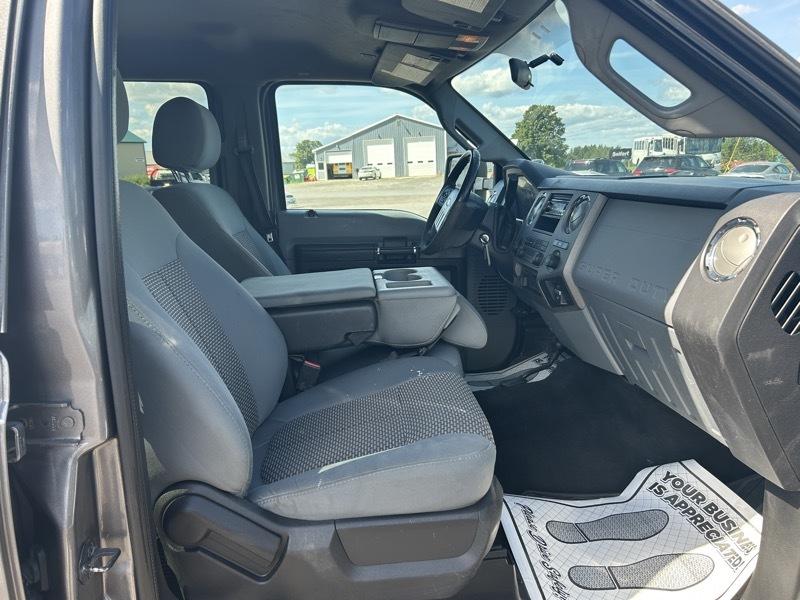 Ford F-250 SD XLT Crew Cab Long Bed 4WD 2012