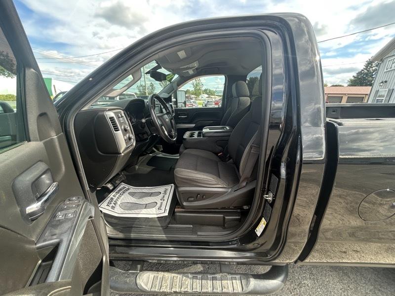 Chevrolet Silverado 3500HD LT Long Box 4WD 2015