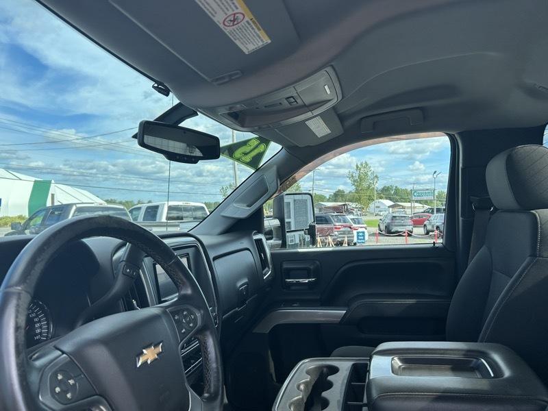 Chevrolet Silverado 3500HD LT Long Box 4WD 2015