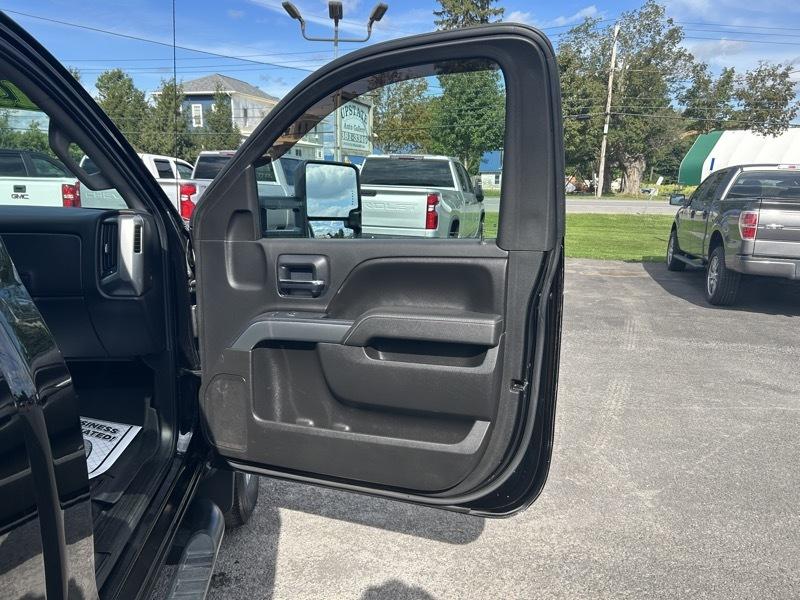 Chevrolet Silverado 3500HD LT Long Box 4WD 2015
