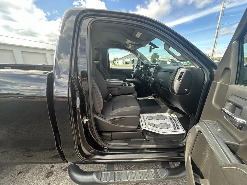 Chevrolet Silverado 3500HD LT Long Box 4WD 2015