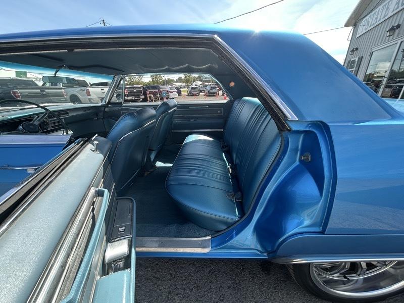 Cadillac Sedan  1966