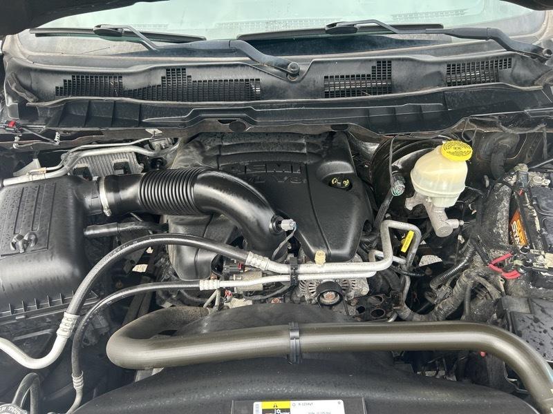RAM 1500 SLT Quad Cab 4WD 2017