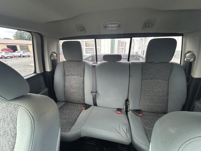 RAM 1500 SLT Quad Cab 4WD 2017