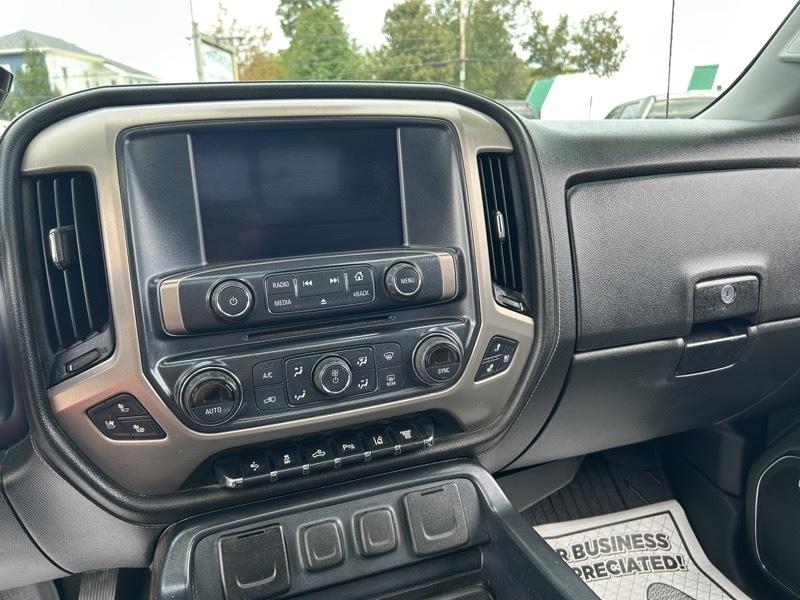 GMC Sierra 2500HD Denali Crew Cab 4WD SB 2017