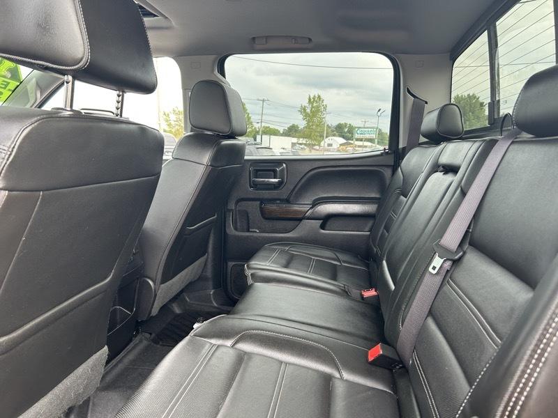 GMC Sierra 2500HD Denali Crew Cab 4WD SB 2017