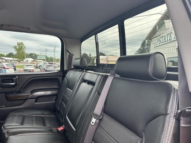 GMC Sierra 2500HD Denali Crew Cab 4WD SB 2017