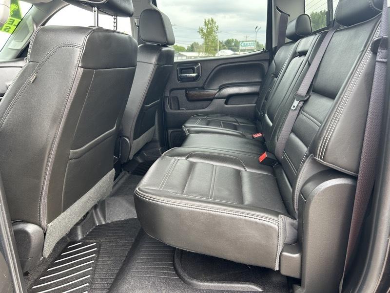 GMC Sierra 2500HD Denali Crew Cab 4WD SB 2017