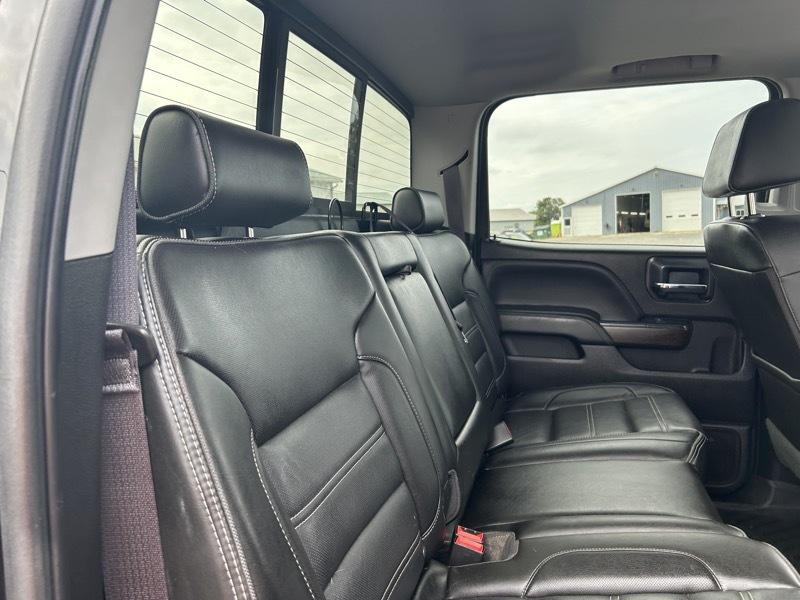 GMC Sierra 2500HD Denali Crew Cab 4WD SB 2017
