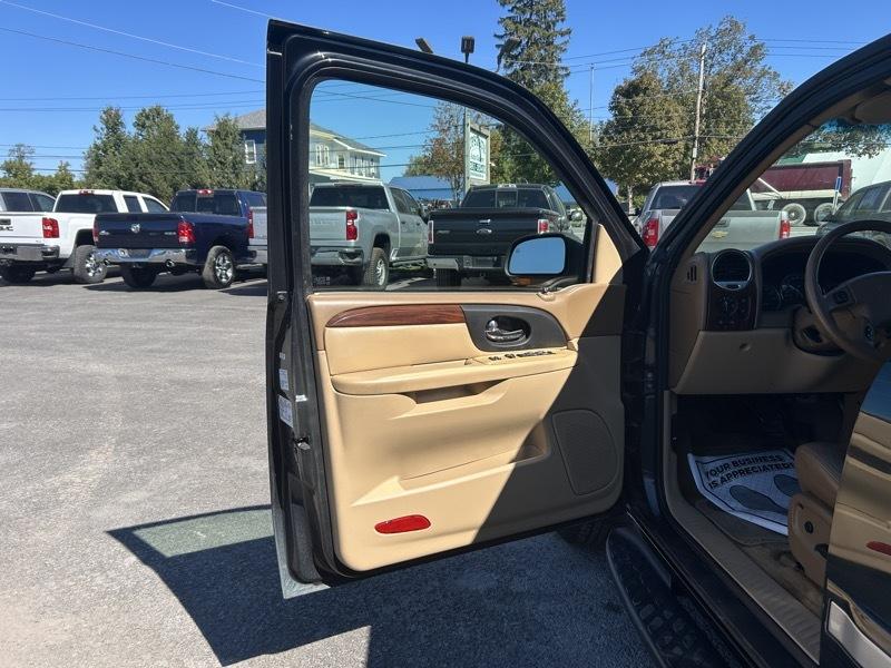 GMC Envoy SLE 4WD 2003