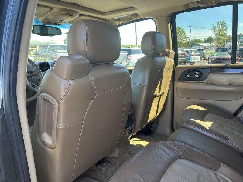 GMC Envoy SLE 4WD 2003