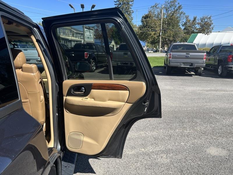 GMC Envoy SLE 4WD 2003