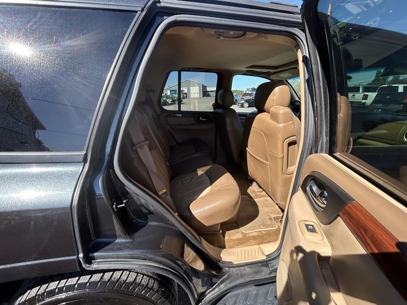 GMC Envoy SLE 4WD 2003