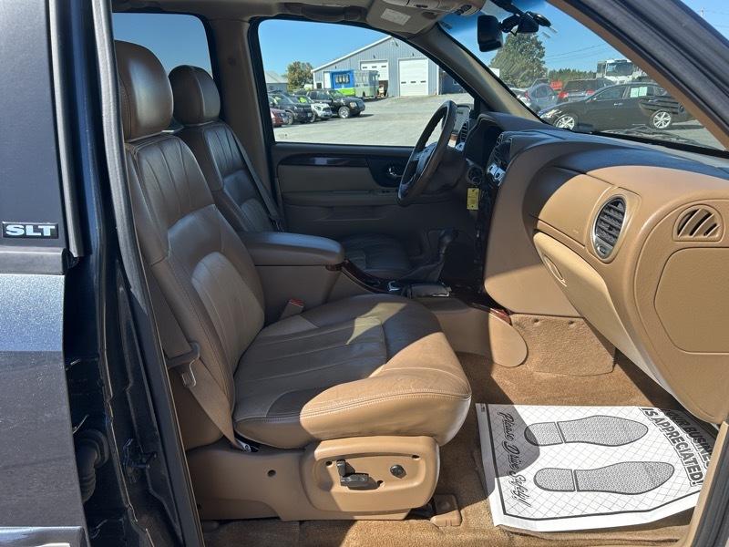 GMC Envoy SLE 4WD 2003