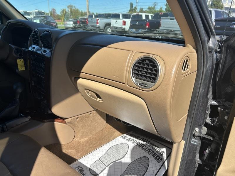GMC Envoy SLE 4WD 2003