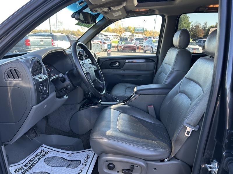 GMC Envoy XUV SLE 4WD 2004