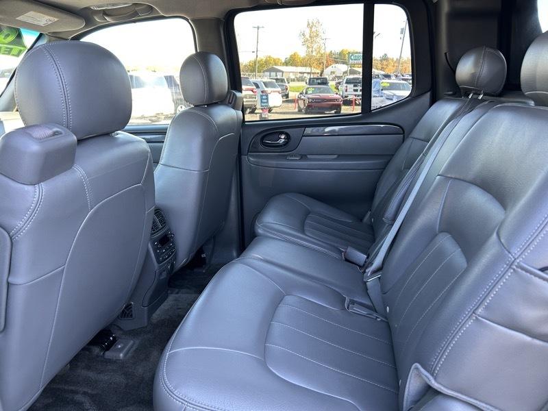 GMC Envoy XUV SLE 4WD 2004