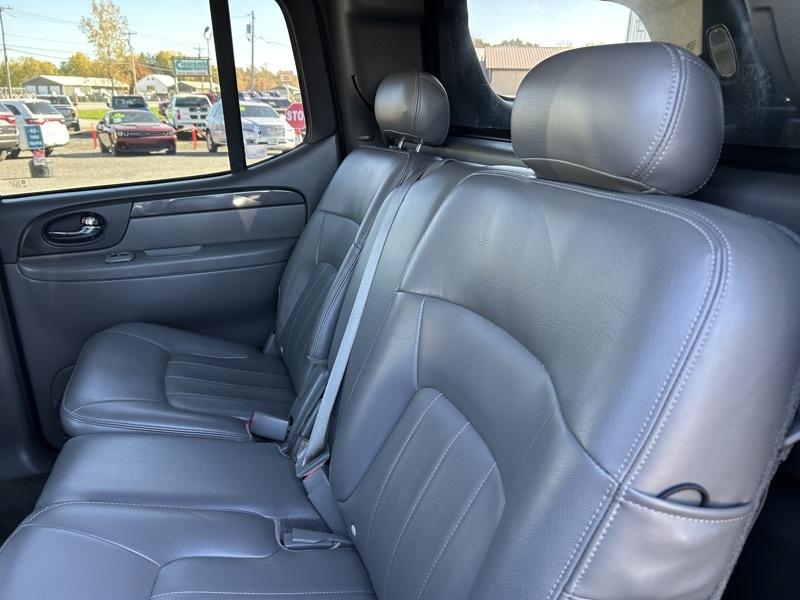 GMC Envoy XUV SLE 4WD 2004