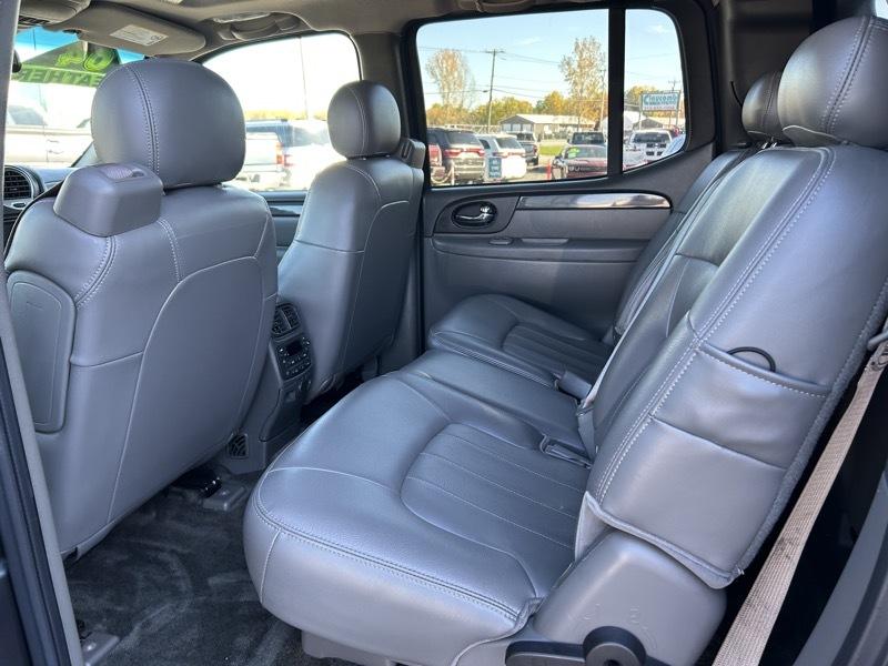 GMC Envoy XUV SLE 4WD 2004