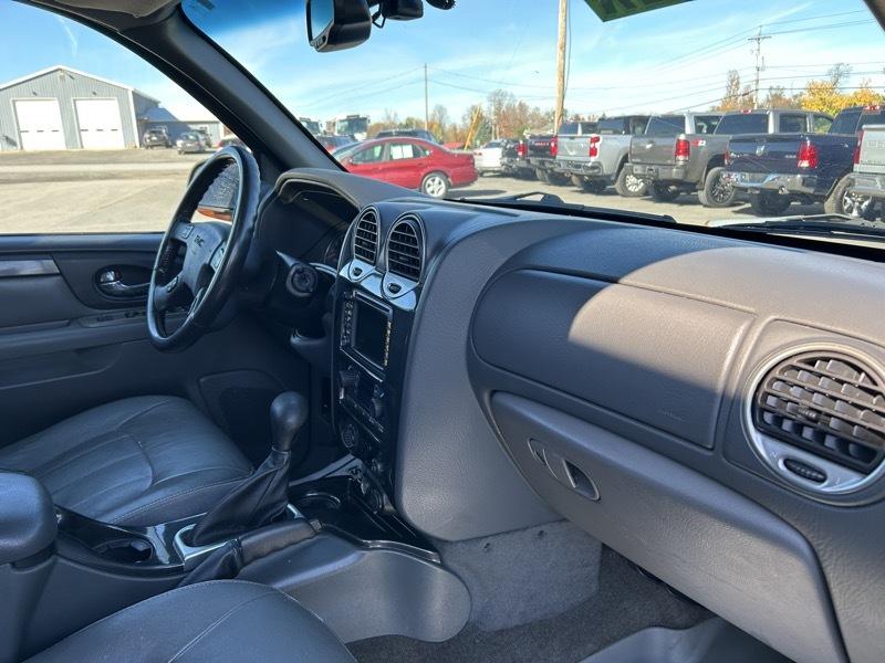 GMC Envoy XUV SLE 4WD 2004