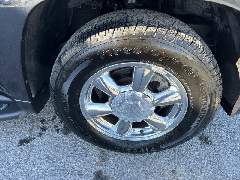 GMC Envoy XUV SLE 4WD 2004