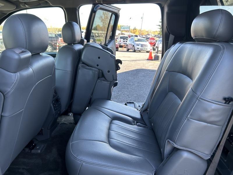 GMC Envoy XUV SLE 4WD 2004