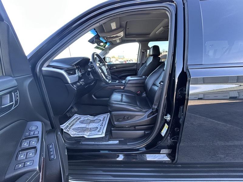 GMC Yukon XL SLT 4WD 2017