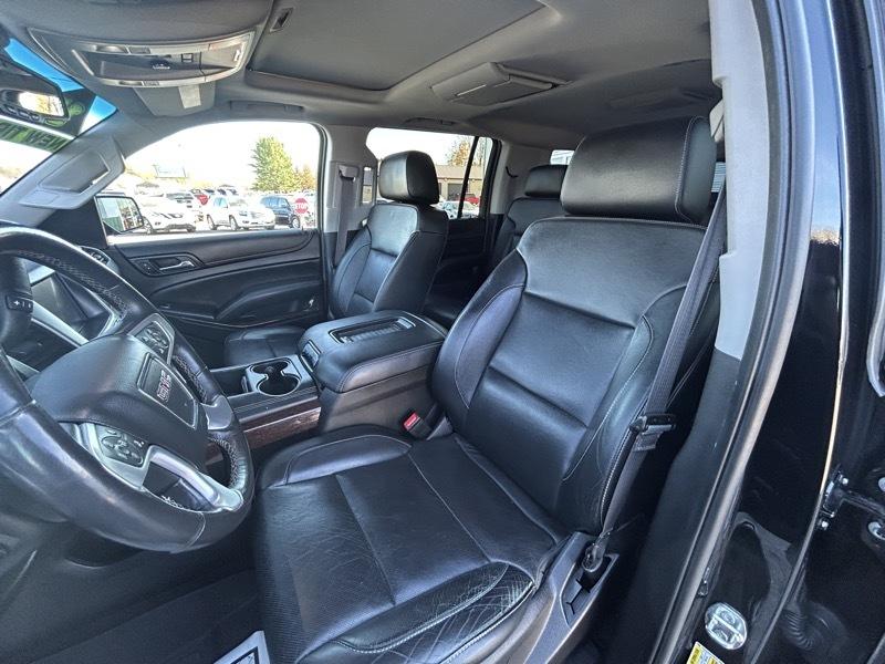 GMC Yukon XL SLT 4WD 2017