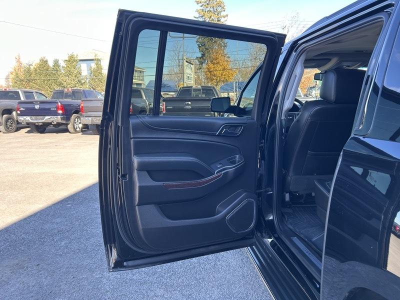 GMC Yukon XL SLT 4WD 2017