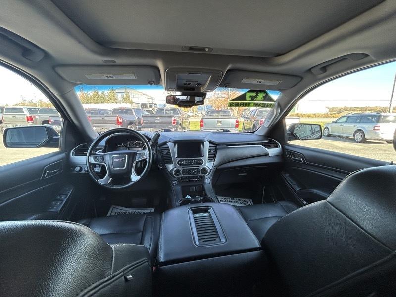 GMC Yukon XL SLT 4WD 2017