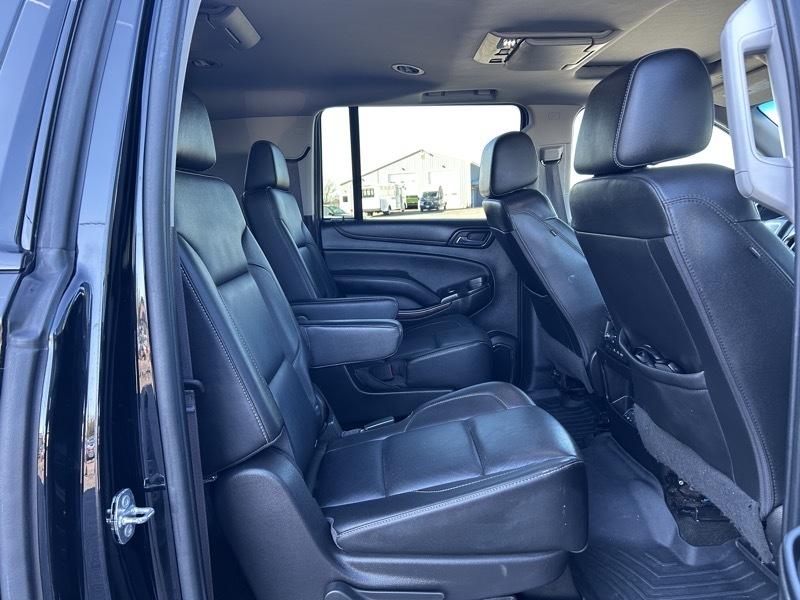 GMC Yukon XL SLT 4WD 2017