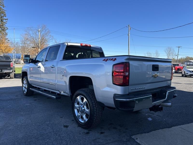 Chevrolet Silverado 2500HD LTZ Crew Cab 4WD 2019