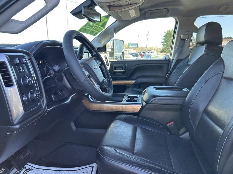 Chevrolet Silverado 2500HD LTZ Crew Cab 4WD 2019