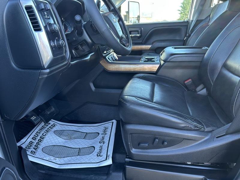 Chevrolet Silverado 2500HD LTZ Crew Cab 4WD 2019