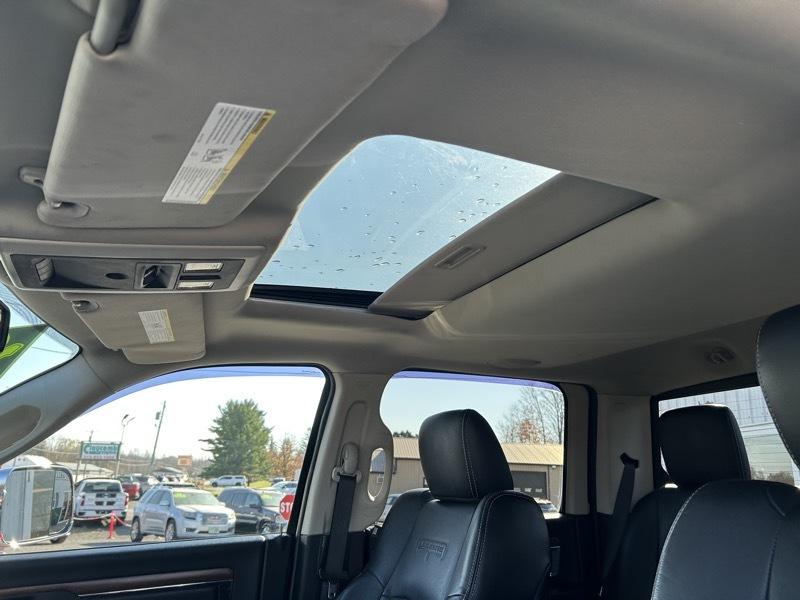 RAM 2500 Laramie Crew Cab SWB 4WD 2013
