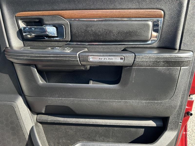 RAM 2500 Laramie Crew Cab SWB 4WD 2013