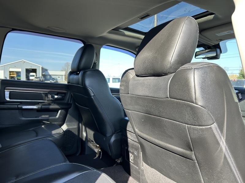 RAM 2500 Laramie Crew Cab SWB 4WD 2013