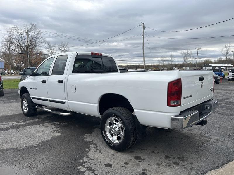 Dodge Ram 2500 ST Quad Cab Short Bed 4WD 2005