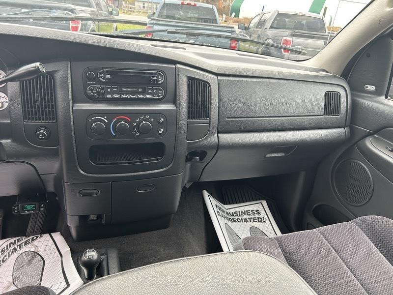 Dodge Ram 2500 ST Quad Cab Short Bed 4WD 2005