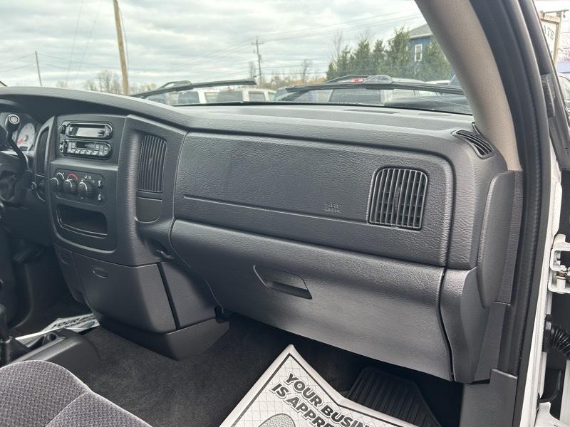 Dodge Ram 2500 ST Quad Cab Short Bed 4WD 2005