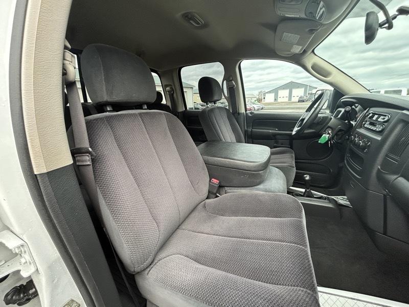 Dodge Ram 2500 ST Quad Cab Short Bed 4WD 2005