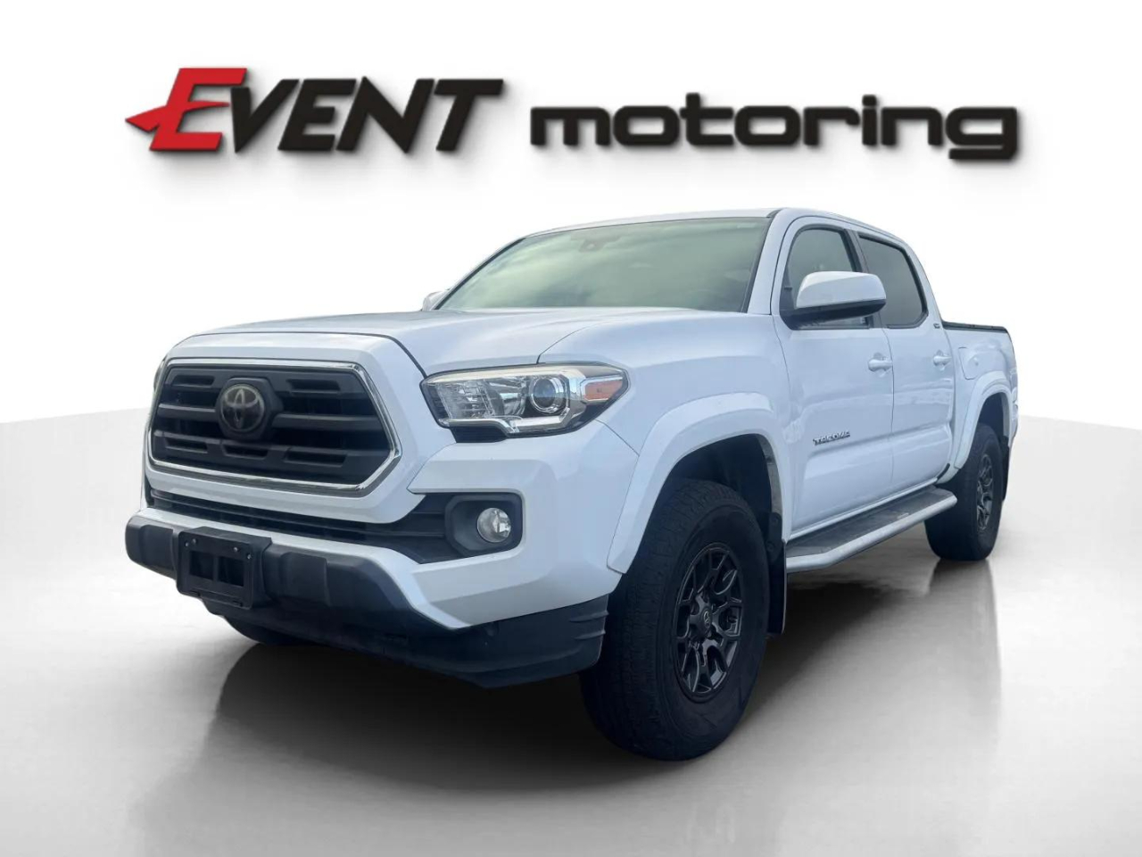 2018 Toyota Tacoma SR5 TRD Sport photo 4