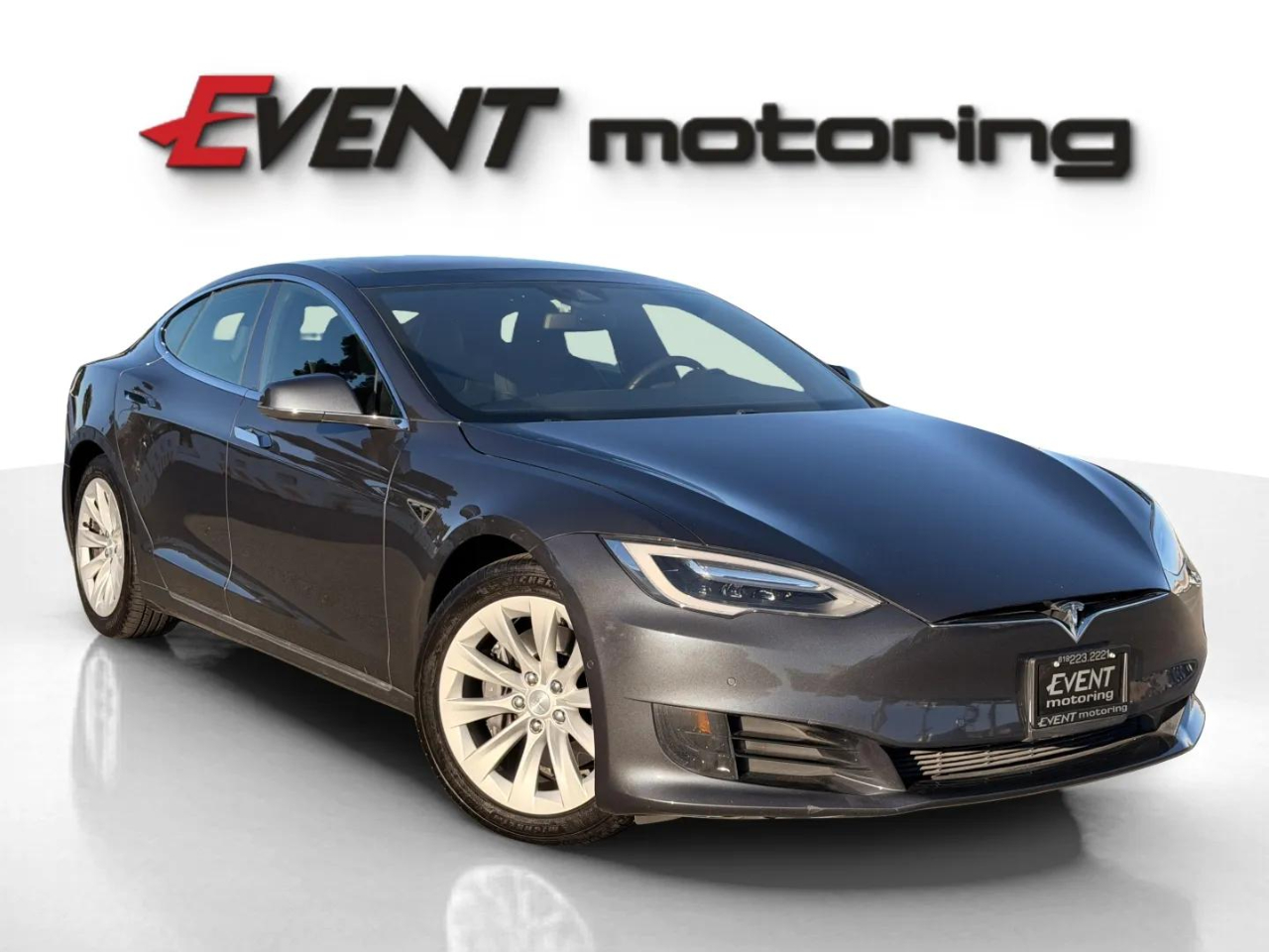 2016 Tesla Model S 4dr Sdn RWD 70 kWh Battery